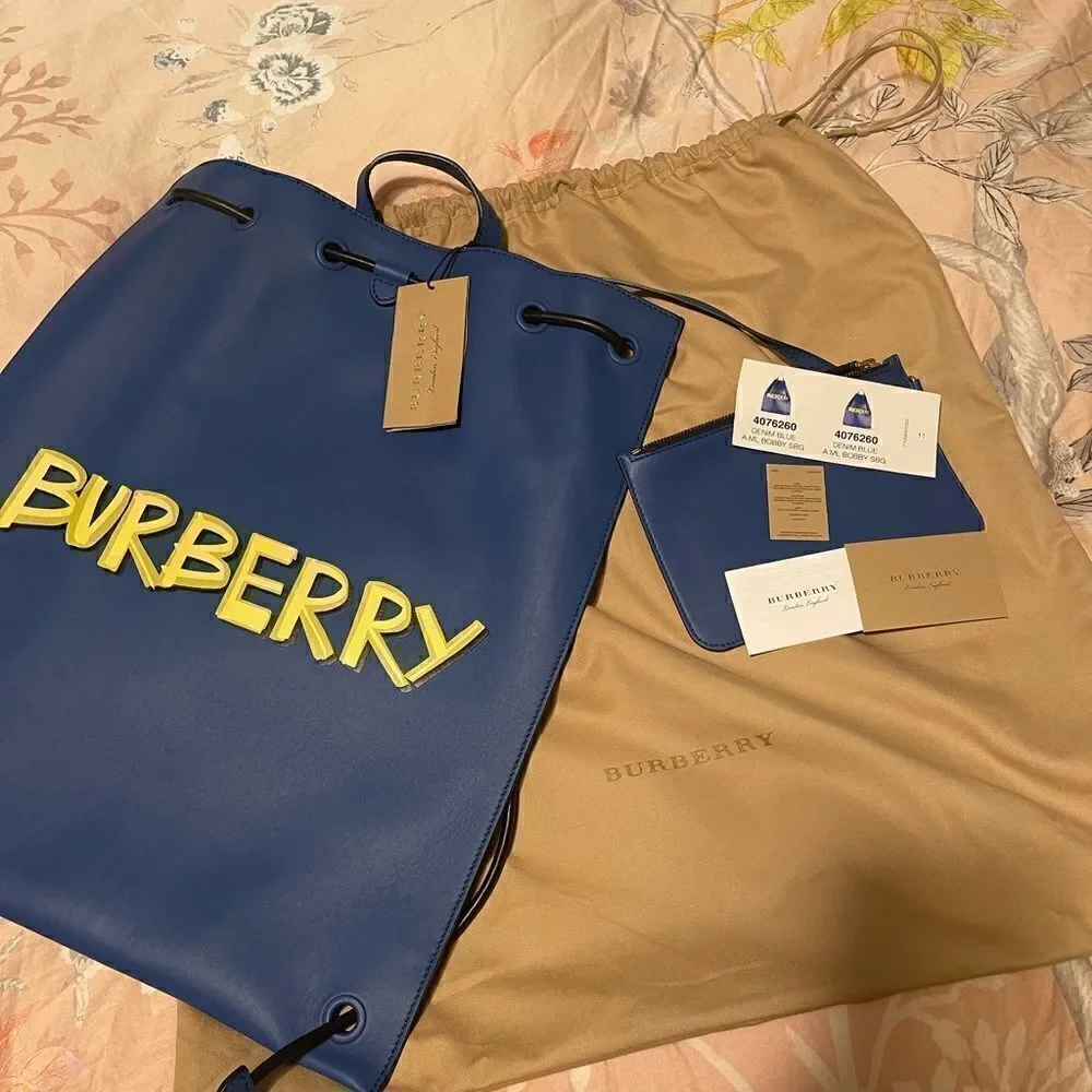 ‎Burberry Unisex backpack 100% new leather Blue